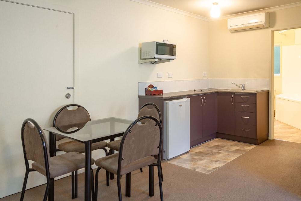 Best Western BKs Pioneer Motor Lodge Auckland Buitenkant foto