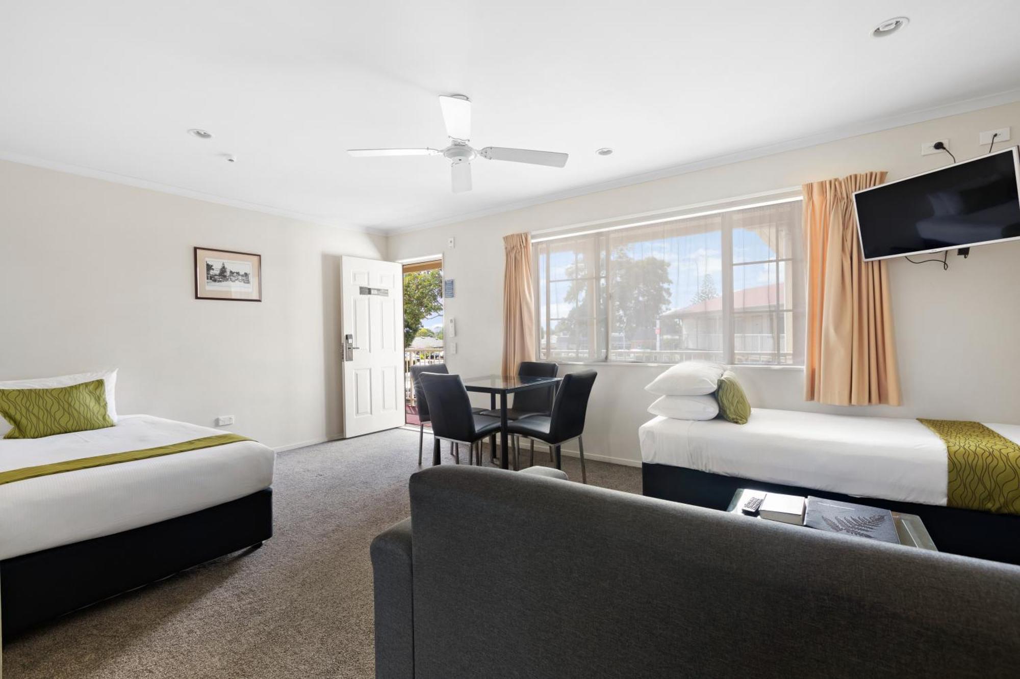 Best Western BKs Pioneer Motor Lodge Auckland Buitenkant foto